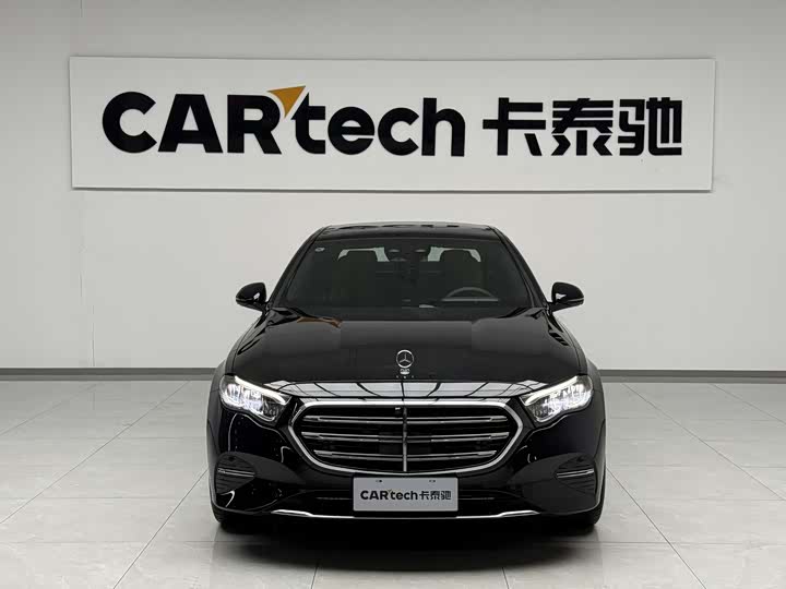 Фото 2 - Mercedes-Benz E-Class