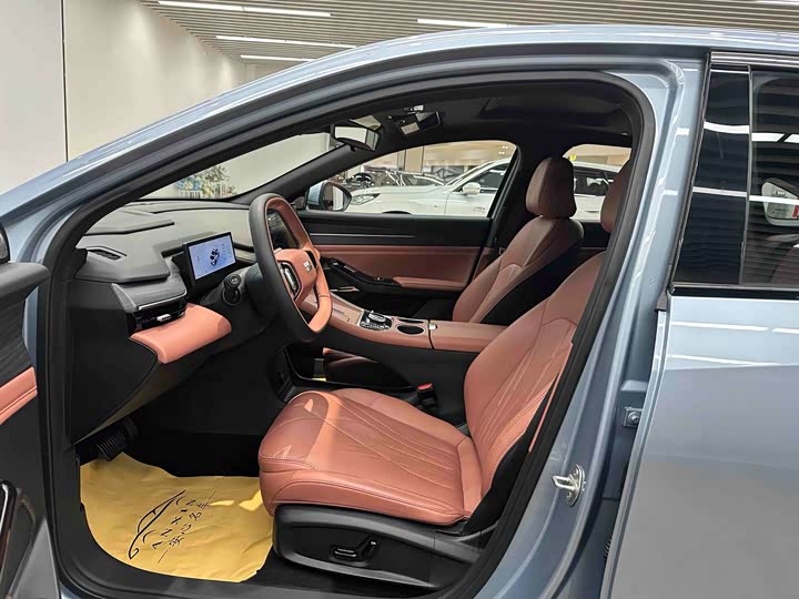 Фото 6 - Geely Galaxy L6