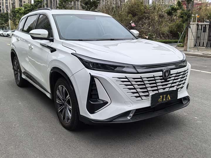 Фото 3 - Changan CS75 Plus