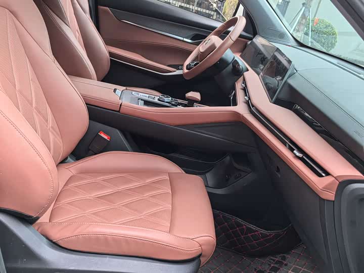 Фото 7 - Changan CS75 Plus