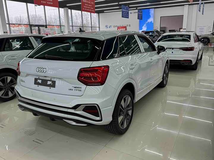 Фото 3 - Audi Q2L