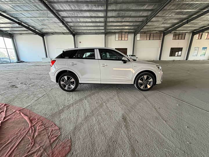 Фото 5 - Audi Q2L