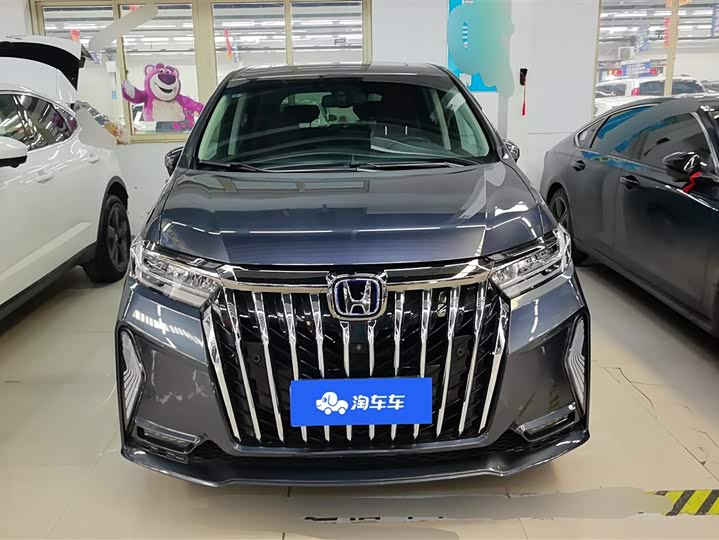 Фото 2 - Honda Odyssey