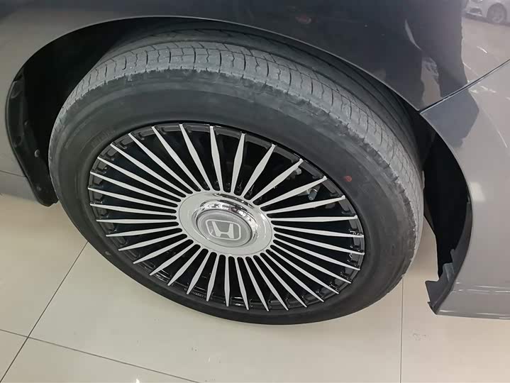 Фото 6 - Honda Odyssey