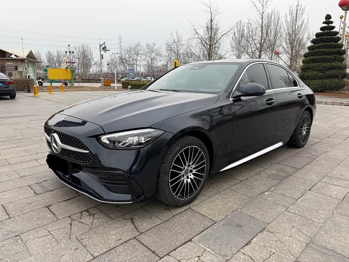 Фото 1 - Mercedes-Benz C-Class