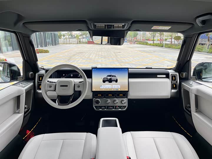 Photo 8 - Chery iCar V23