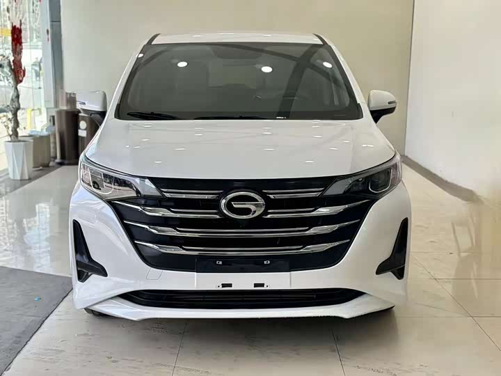 Фото 2 - GAC Trumpchi M6
