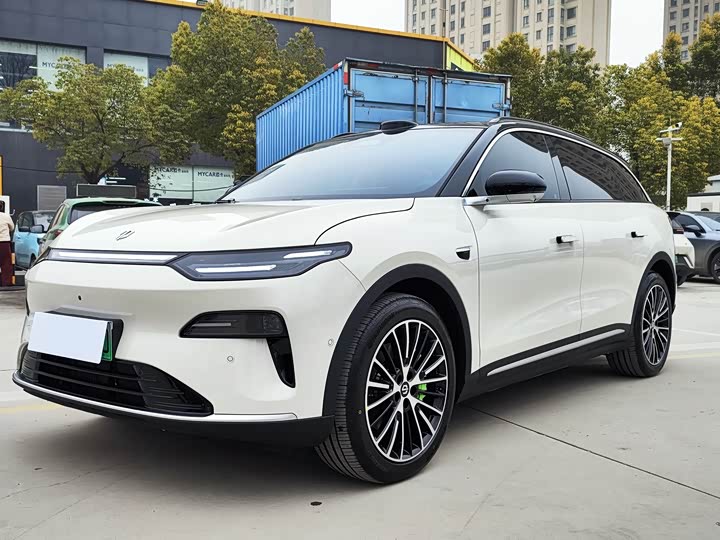 Фото 1 - Leapmotor C11