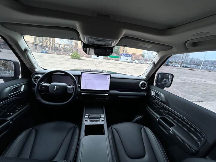 Фото 8 - Tank 300 Hybrid