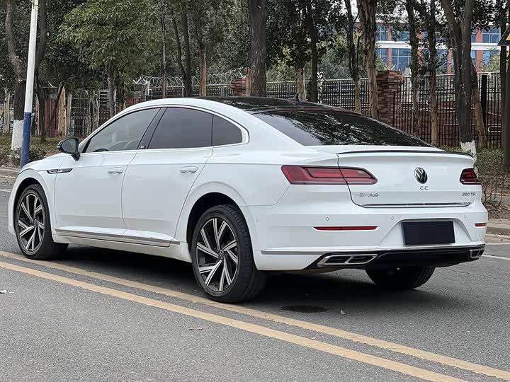 Фото 5 - Volkswagen CC
