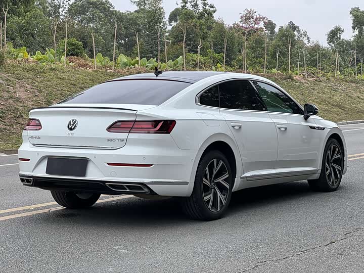 Фото 6 - Volkswagen CC