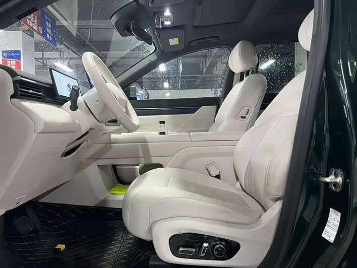 Фото 4 - Dongfeng Yipai eπ 008