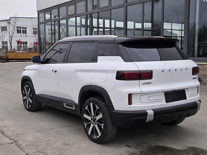 Фото 6 - Geely Icon