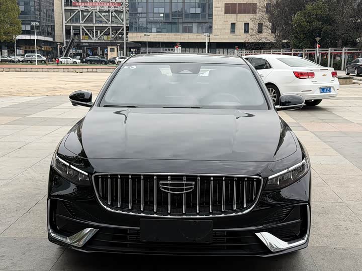 Фото 2 - Geely Preface