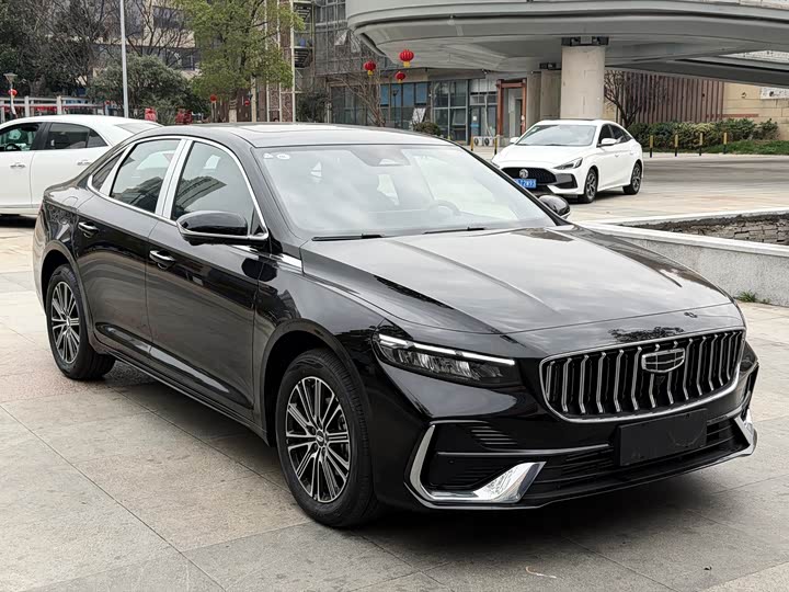 Фото 3 - Geely Preface