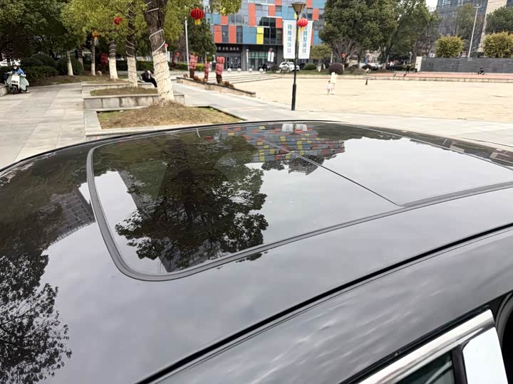 Фото 7 - Geely Preface