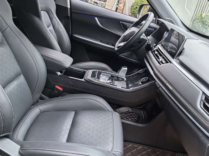 Фото 7 - Chery Tiggo 8