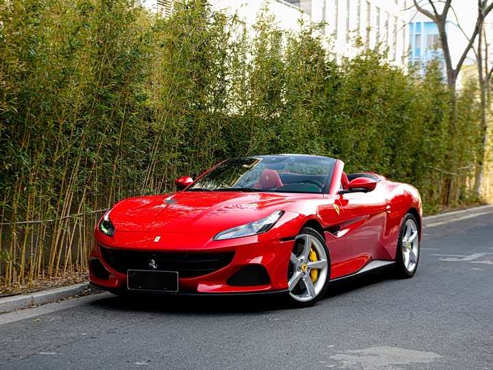 Photo 1 - Ferrari Portofino