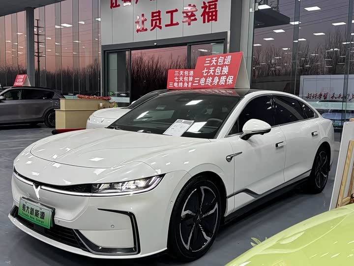 Фото 1 - Voyah Passion