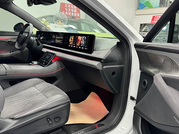 Фото 8 - Voyah Passion