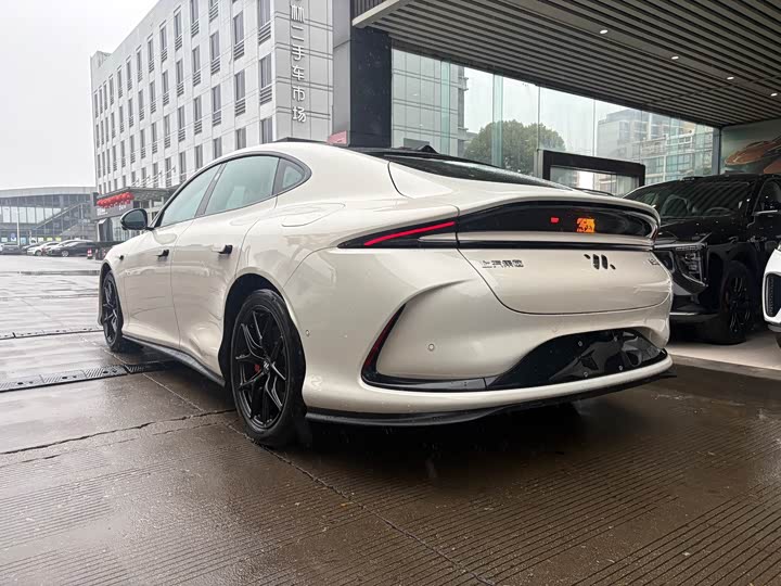 Фото 5 - IM motors L6