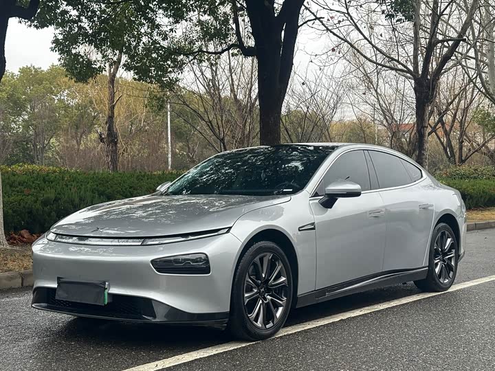 Фото 1 - XPeng P7