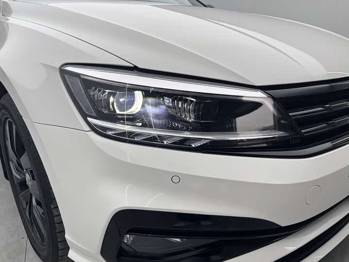 Фото 4 - Volkswagen Lamando L