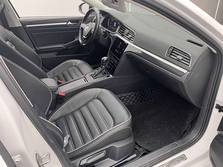 Фото 7 - Volkswagen Lamando L