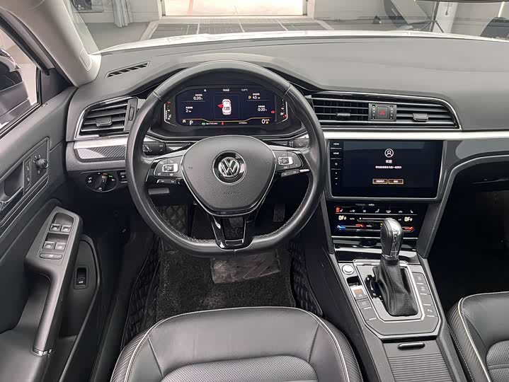 Фото 8 - Volkswagen Lamando L