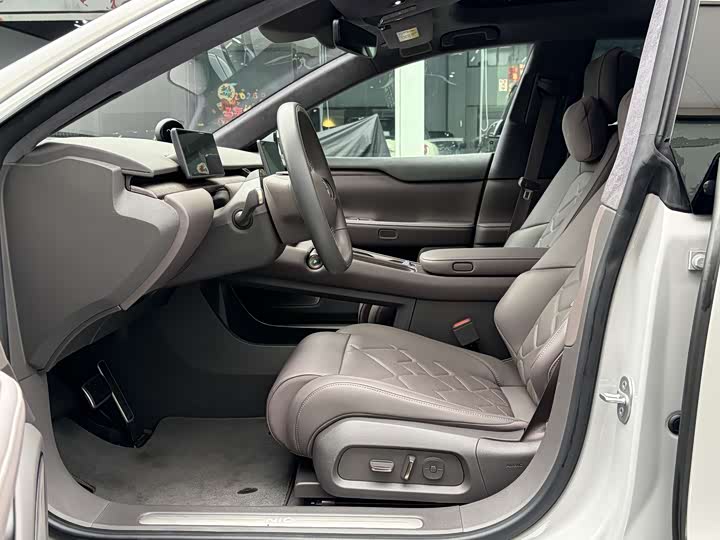 Фото 7 - Nio ET7