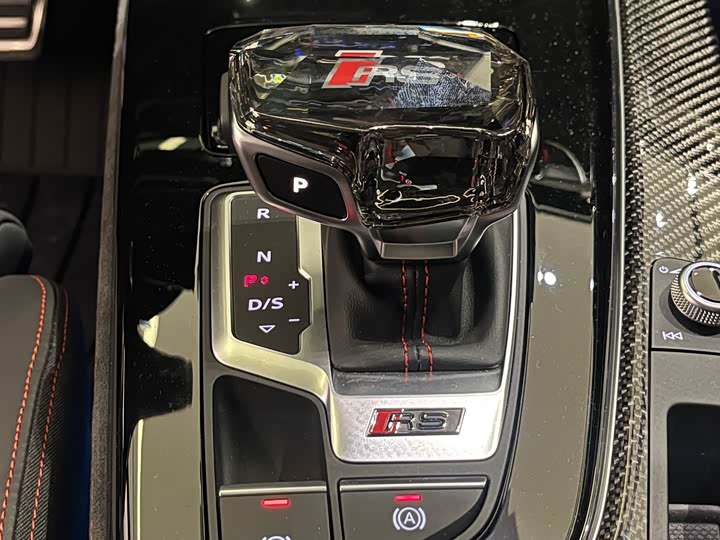 Фото 8 - Audi RS 4