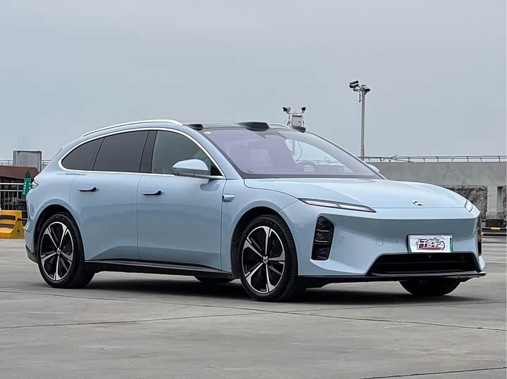 Фото 7 - Nio ET5T