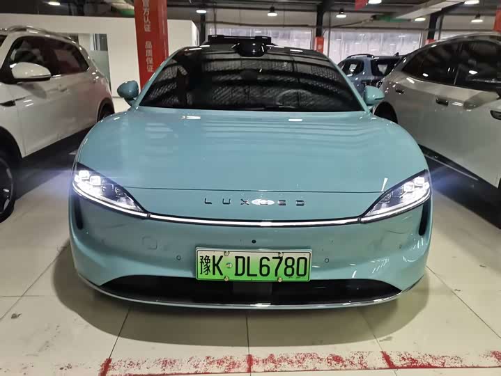 Фото 2 - Luxeed S7