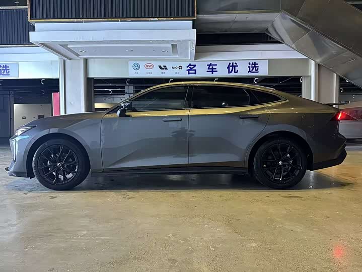 Photo 7 - Changan UNI-V