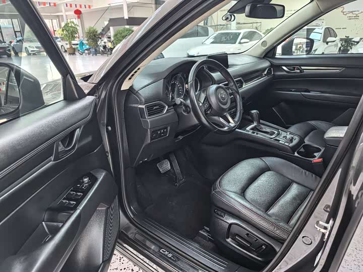 Photo 9 - Mazda CX-5