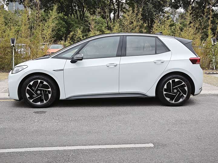 Фото 3 - Volkswagen ID.3