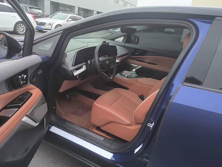 Фото 7 - Cadillac Optiq