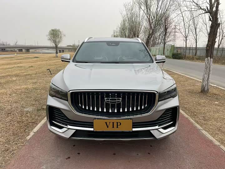 Фото 2 - Geely Monjaro