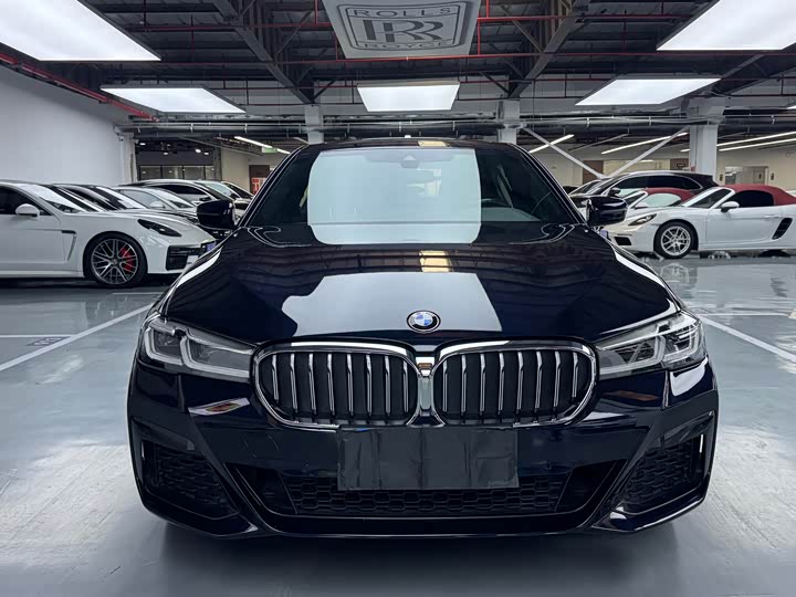 Фото 2 - BMW 5 Series