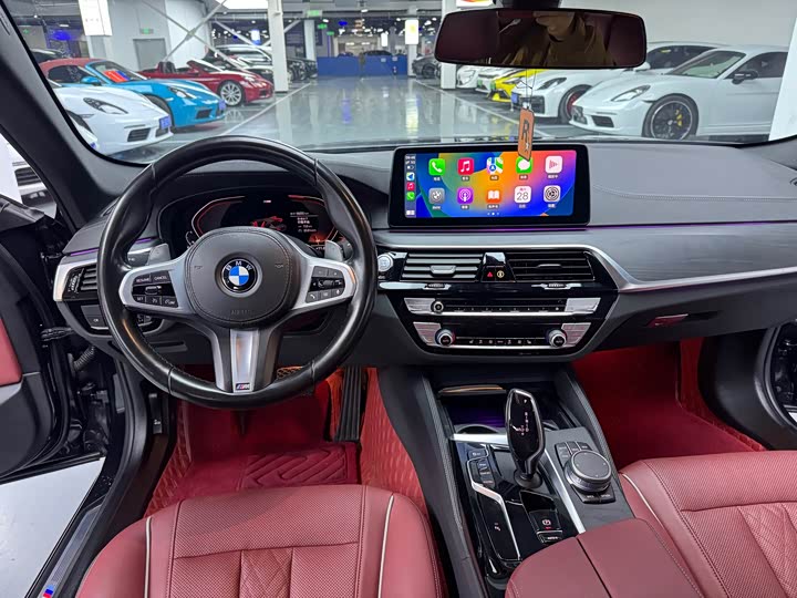 Фото 9 - BMW 5 Series