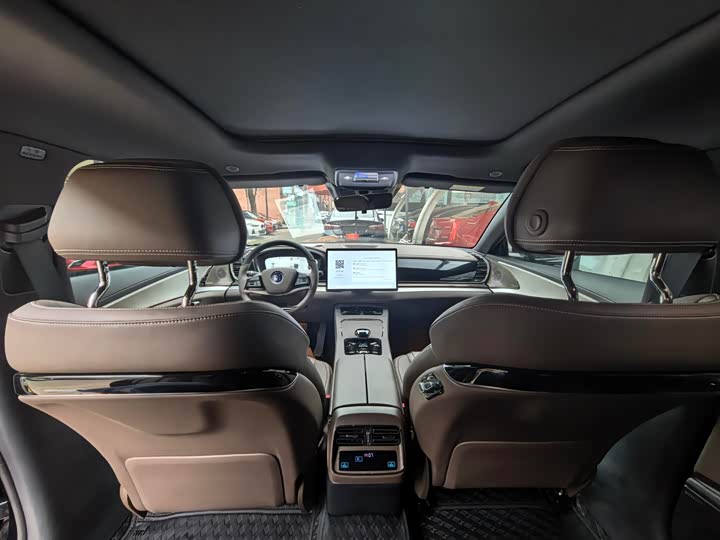 Фото 7 - BYD Han