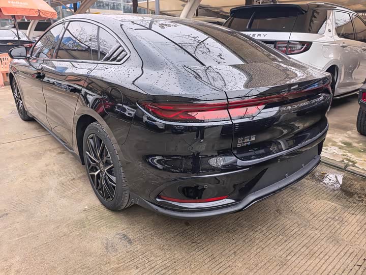 Фото 9 - BYD Han