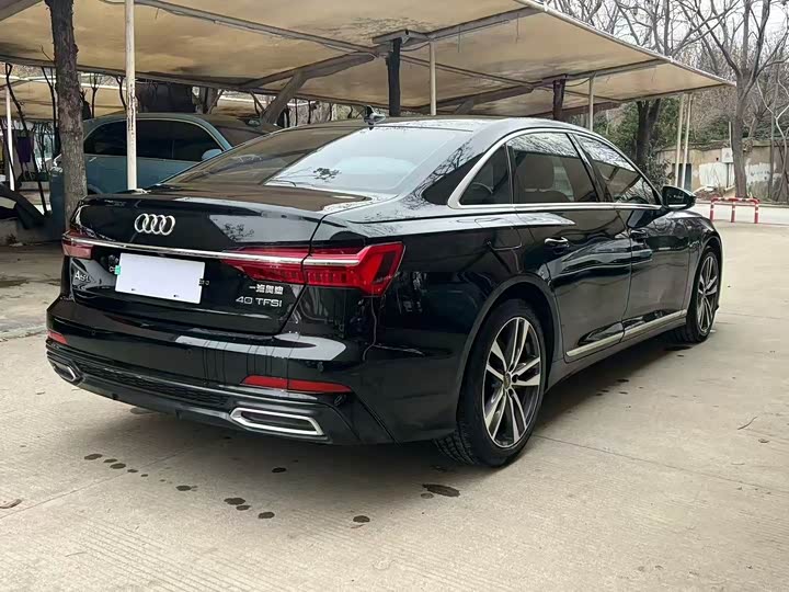 Фото 9 - Audi A6L