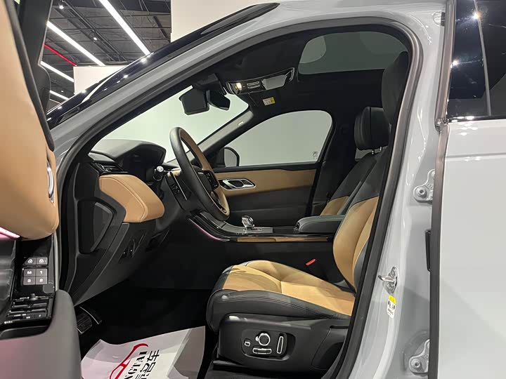 Фото 7 - Land Rover Range Rover Velar