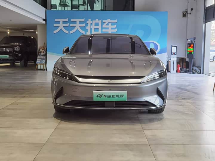 Фото 2 - BYD Han