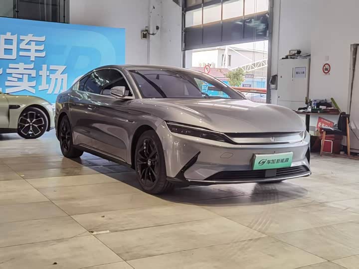 Фото 3 - BYD Han