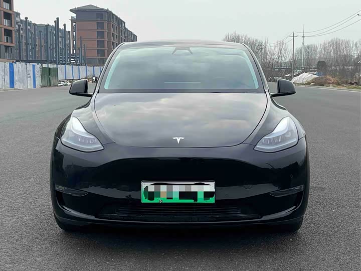 Фото 2 - Tesla Model Y