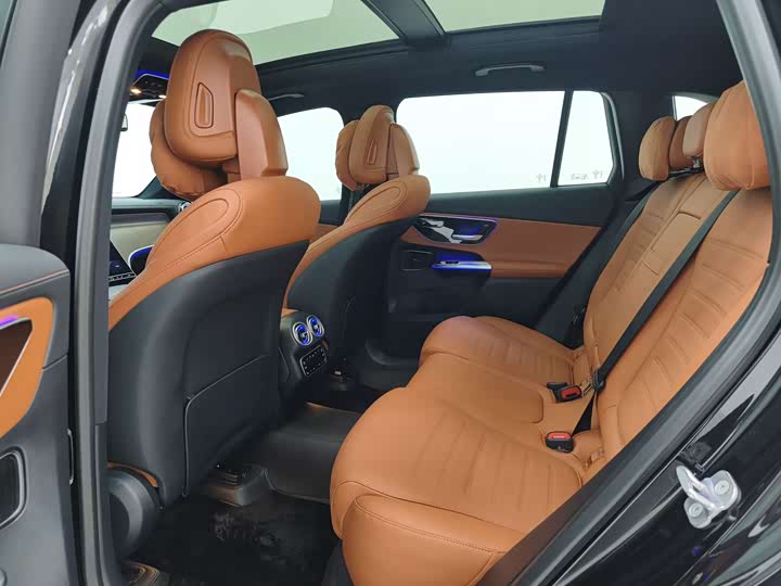 Фото 9 - Mercedes-Benz GLC-Class