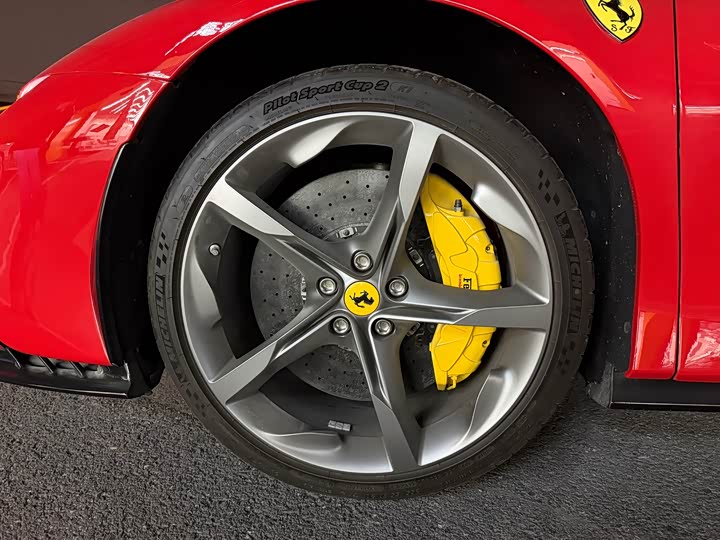 Photo 9 - Ferrari SF90