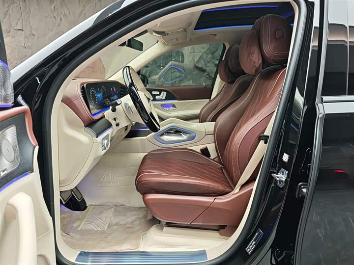 Photo 8 - Mercedes-Benz Maybach GLS